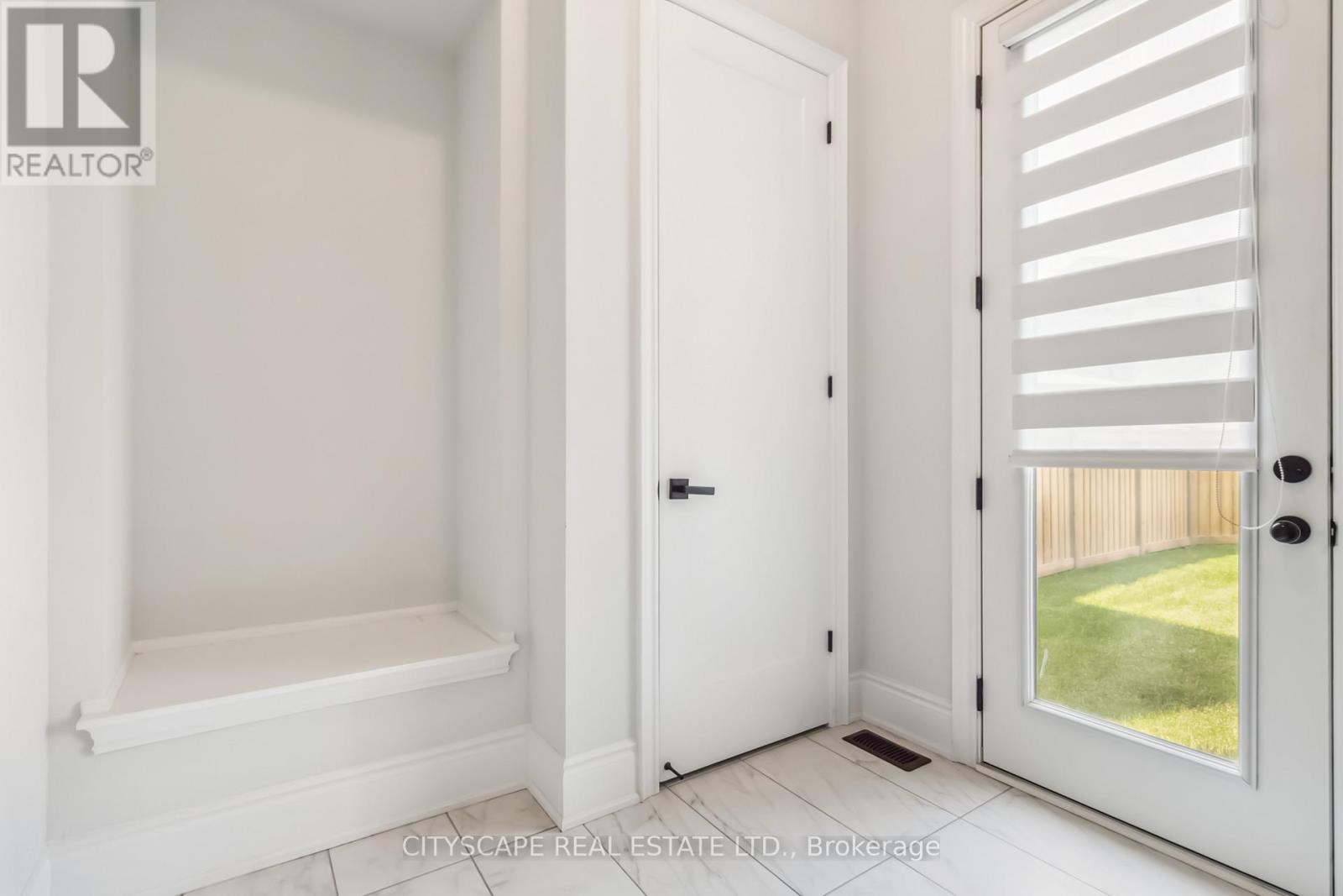 1268 Meadowside Path, Oakville, Ontario  L6M 5M9 - Photo 21 - W12513012