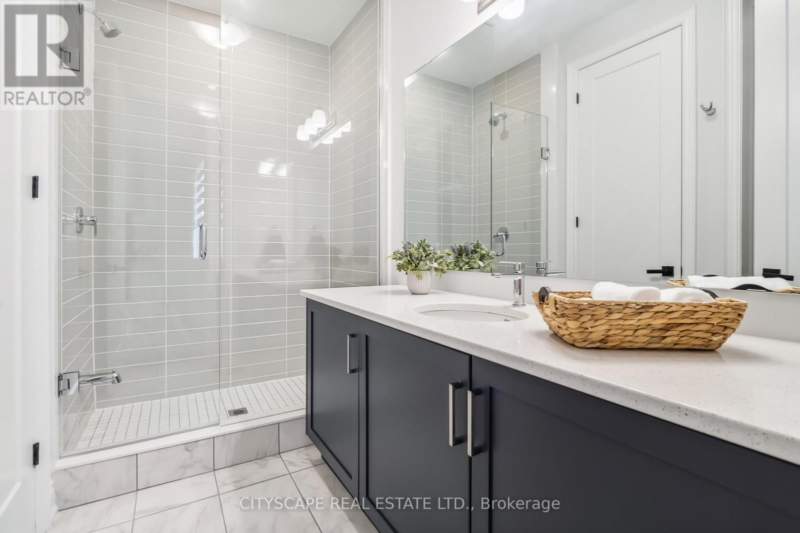 1268 Meadowside Path, Oakville, Ontario  L6M 5M9 - Photo 38 - W12513012