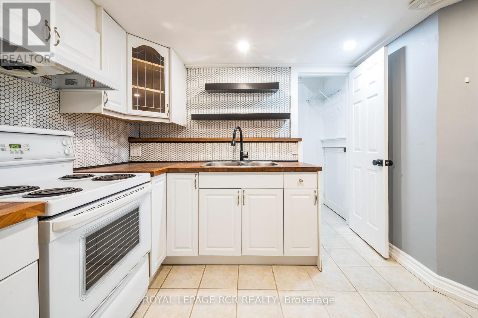 Lower - 57 Second Street, Orangeville, Ontario  L9W 2C2 - Photo 3 - W12513018