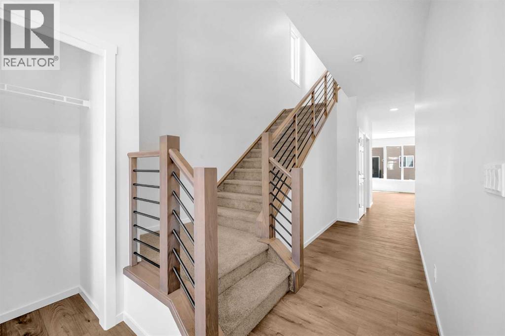 Property at 2034 Southwinds Row SW image 4