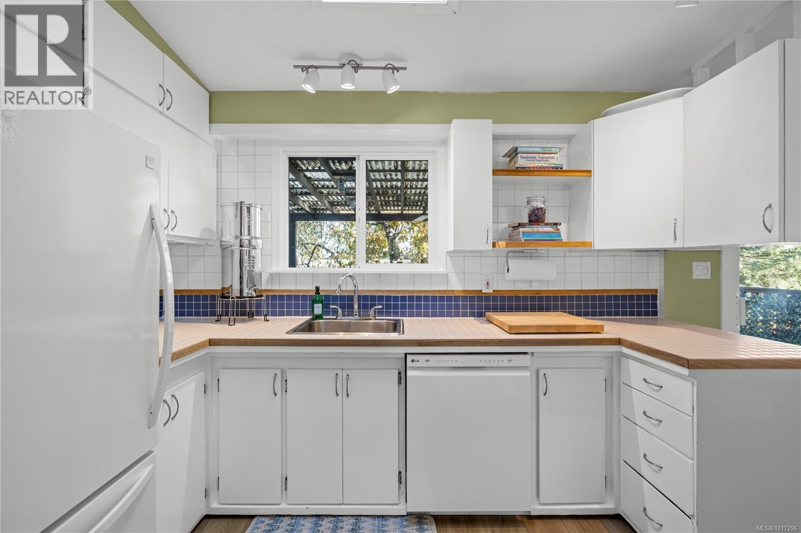 710 Connaught Ave, Nanaimo, British Columbia  V9R 4J6 - Photo 14 - 1017296