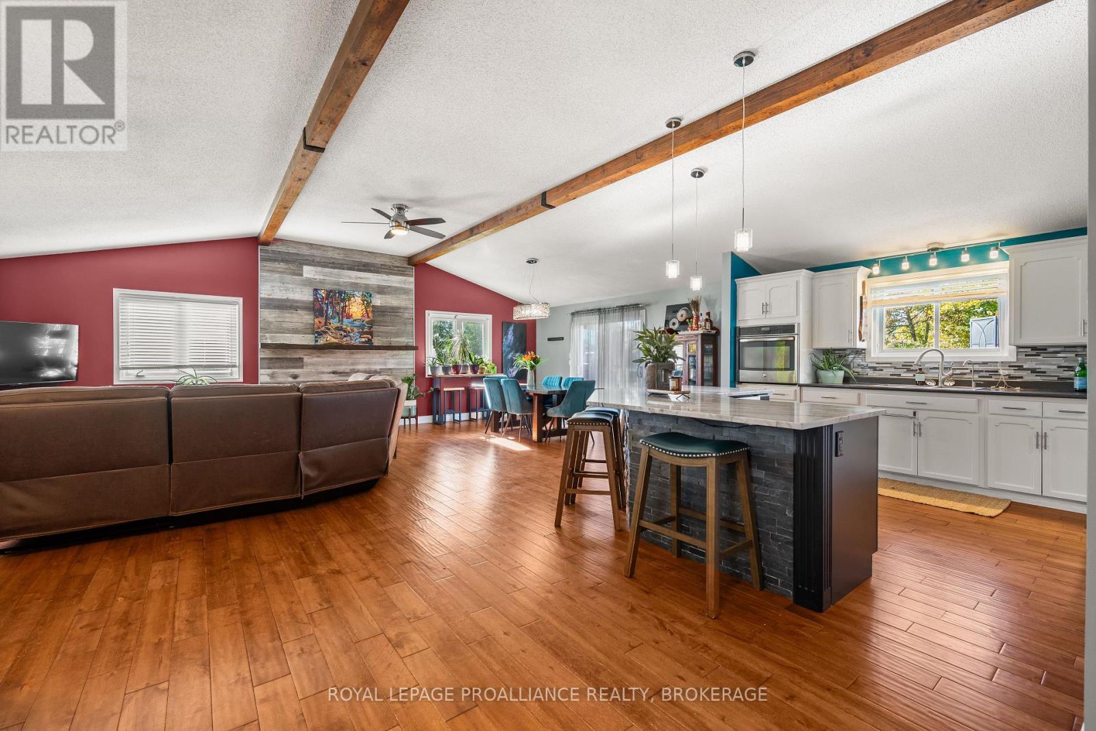 1415 Mildred Street, Kingston (City North Of 401), Ontario  K7L 4V4 - Photo 14 - X12513144