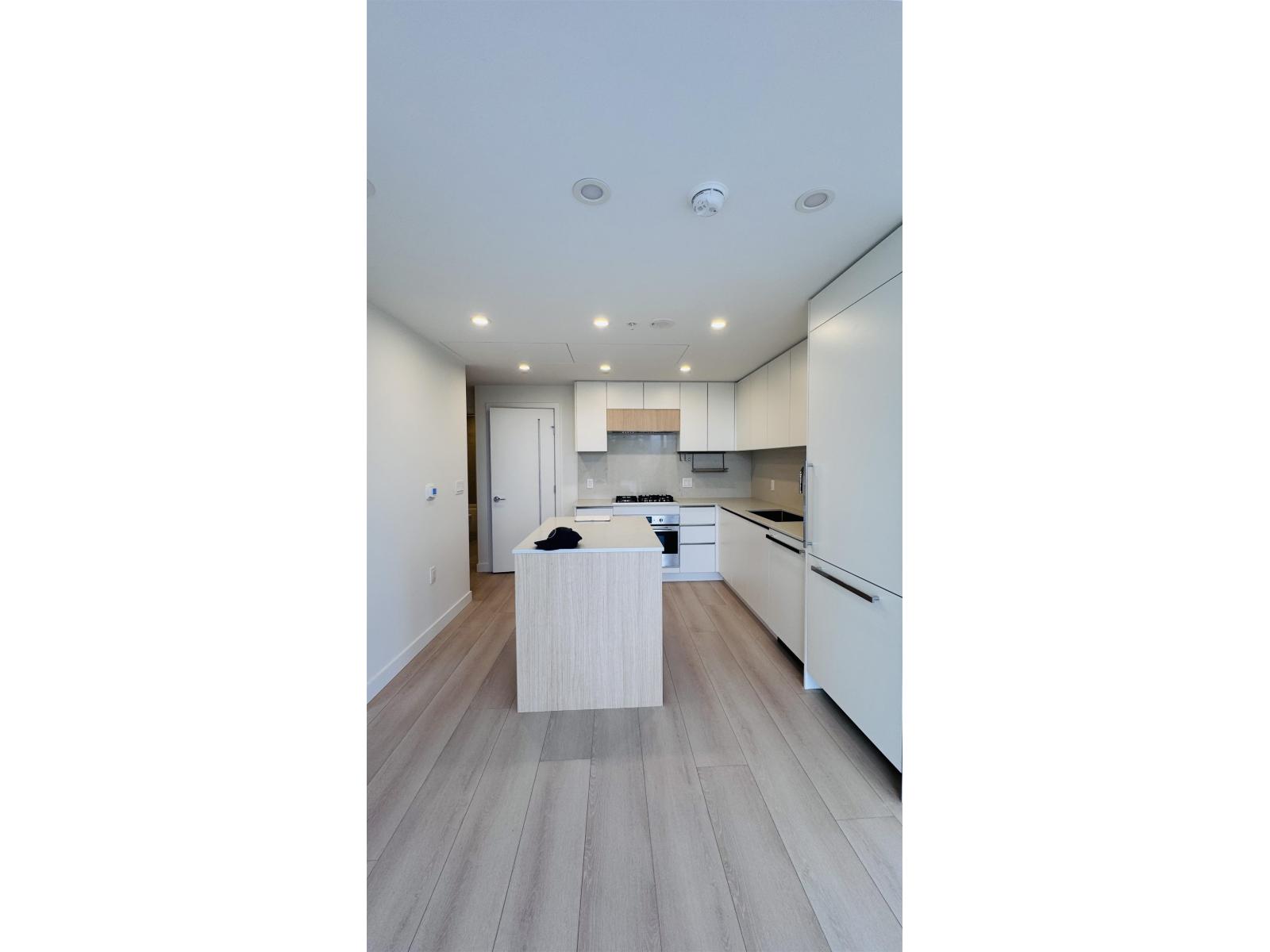 408 13573 98a Avenue, Surrey, British Columbia  V3T 0X1 - Photo 6 - R3064760