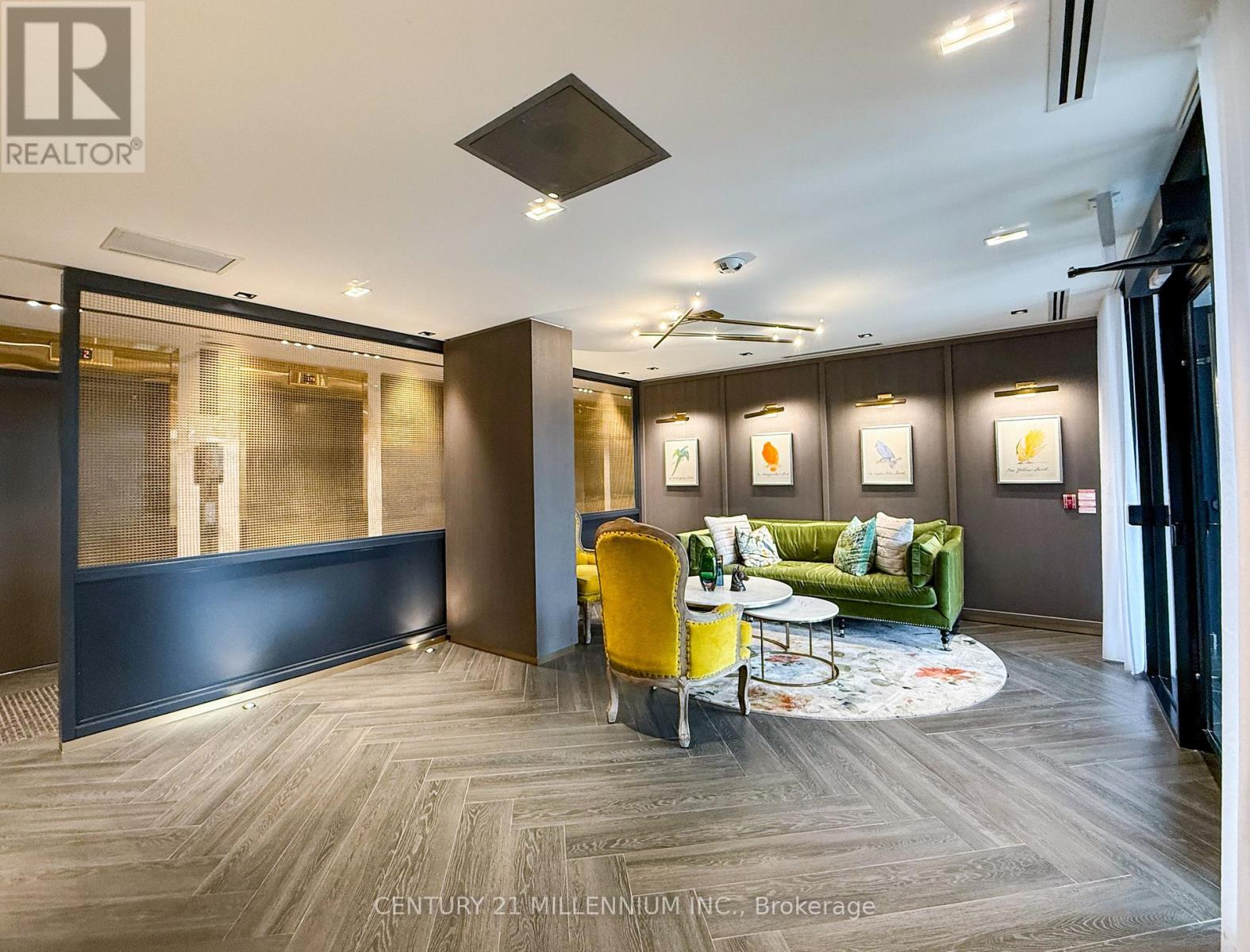 810 - 405 Dundas Street W, Oakville, Ontario  L6M 5P9 - Photo 39 - W12360876