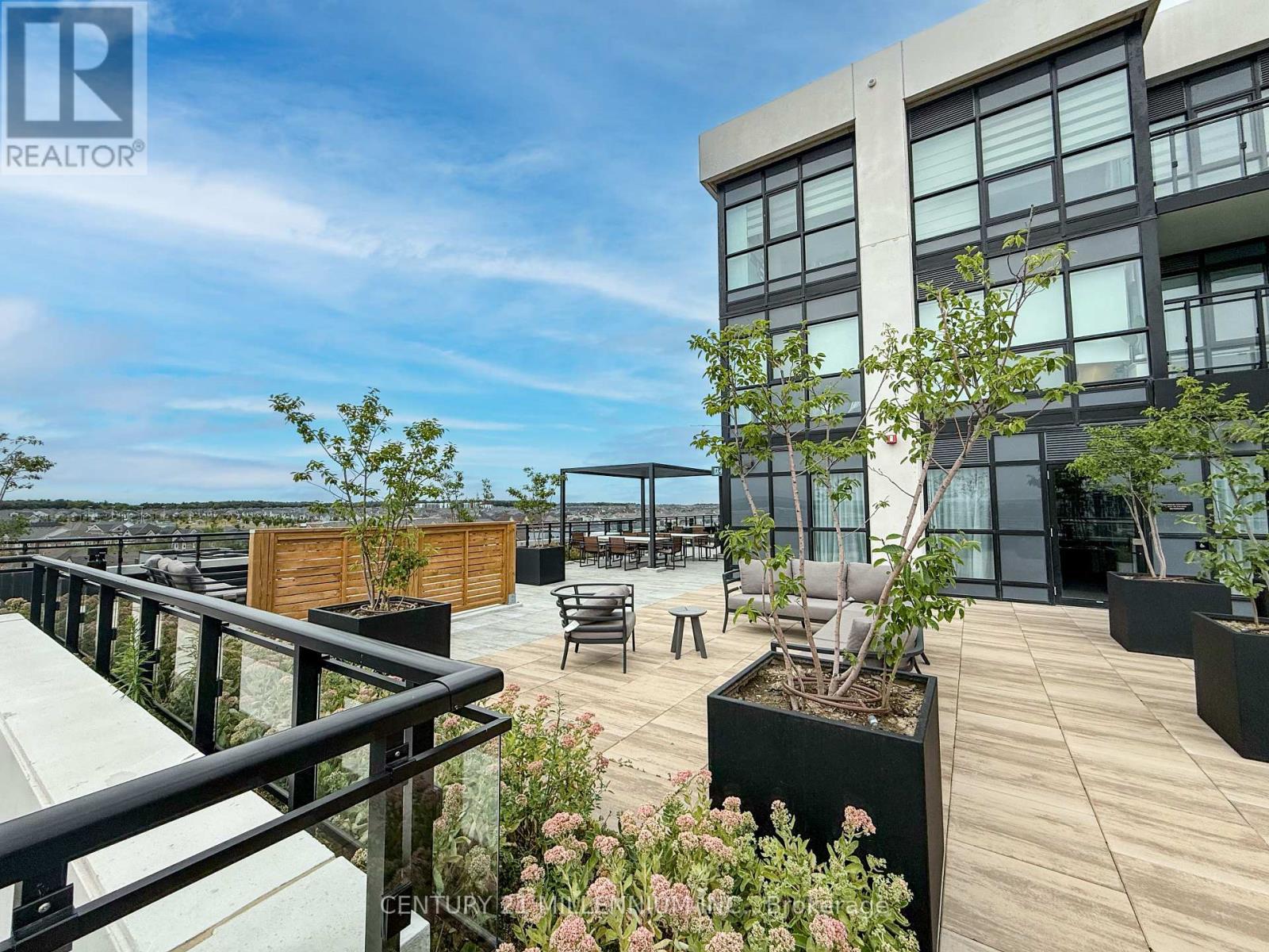 810 - 405 Dundas Street W, Oakville, Ontario  L6M 5P9 - Photo 26 - W12360876