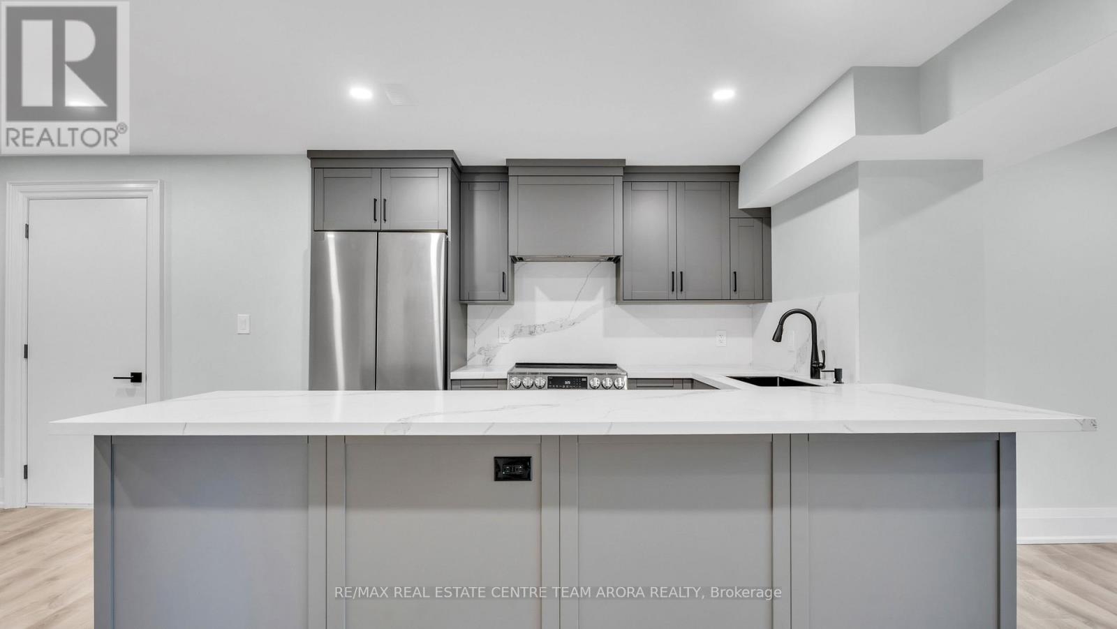 2 Berkwood Hollow, Brampton, Ontario  L6Y 0G8 - Photo 38 - W12502352