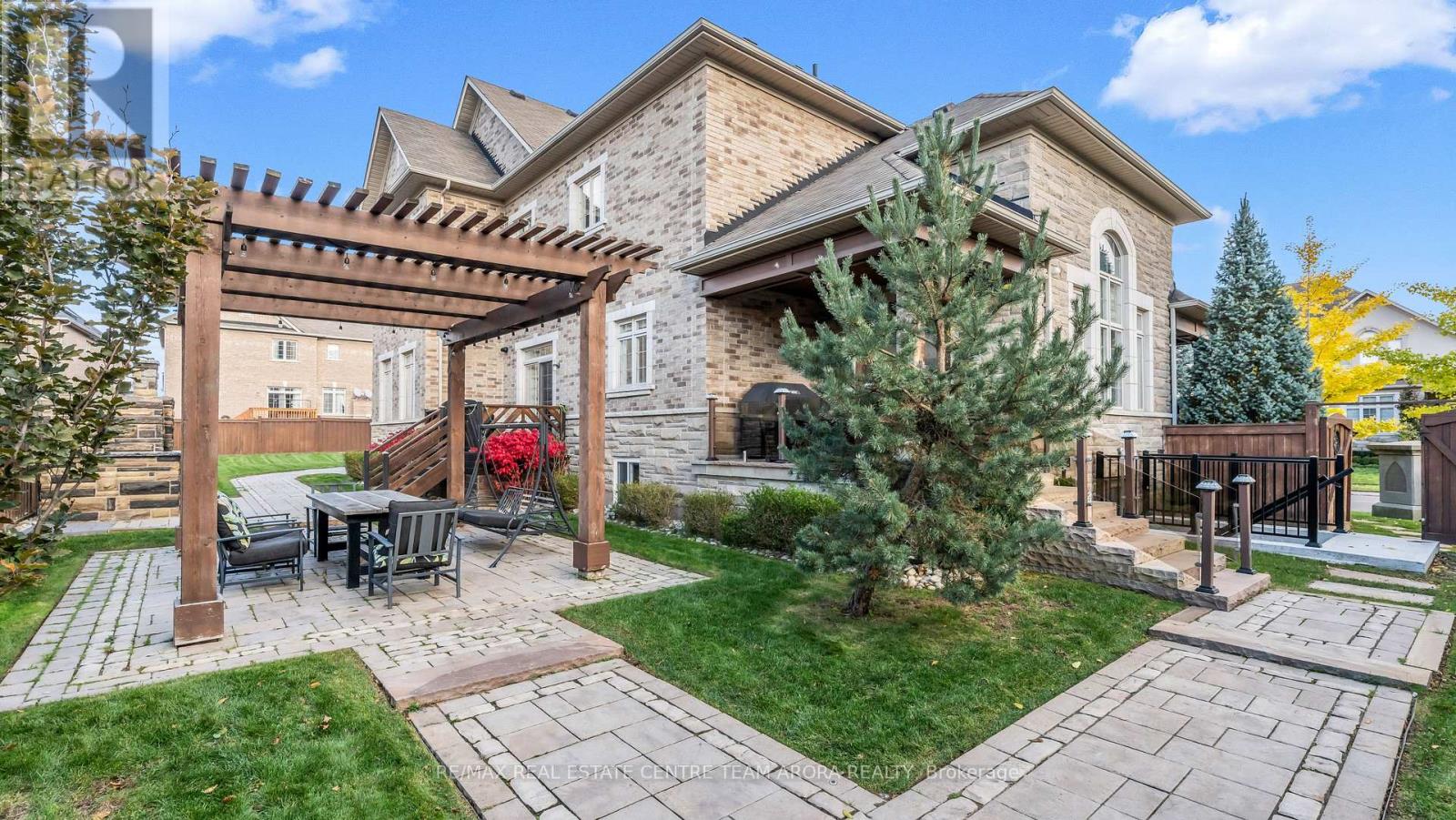 2 Berkwood Hollow, Brampton, Ontario  L6Y 0G8 - Photo 43 - W12502352