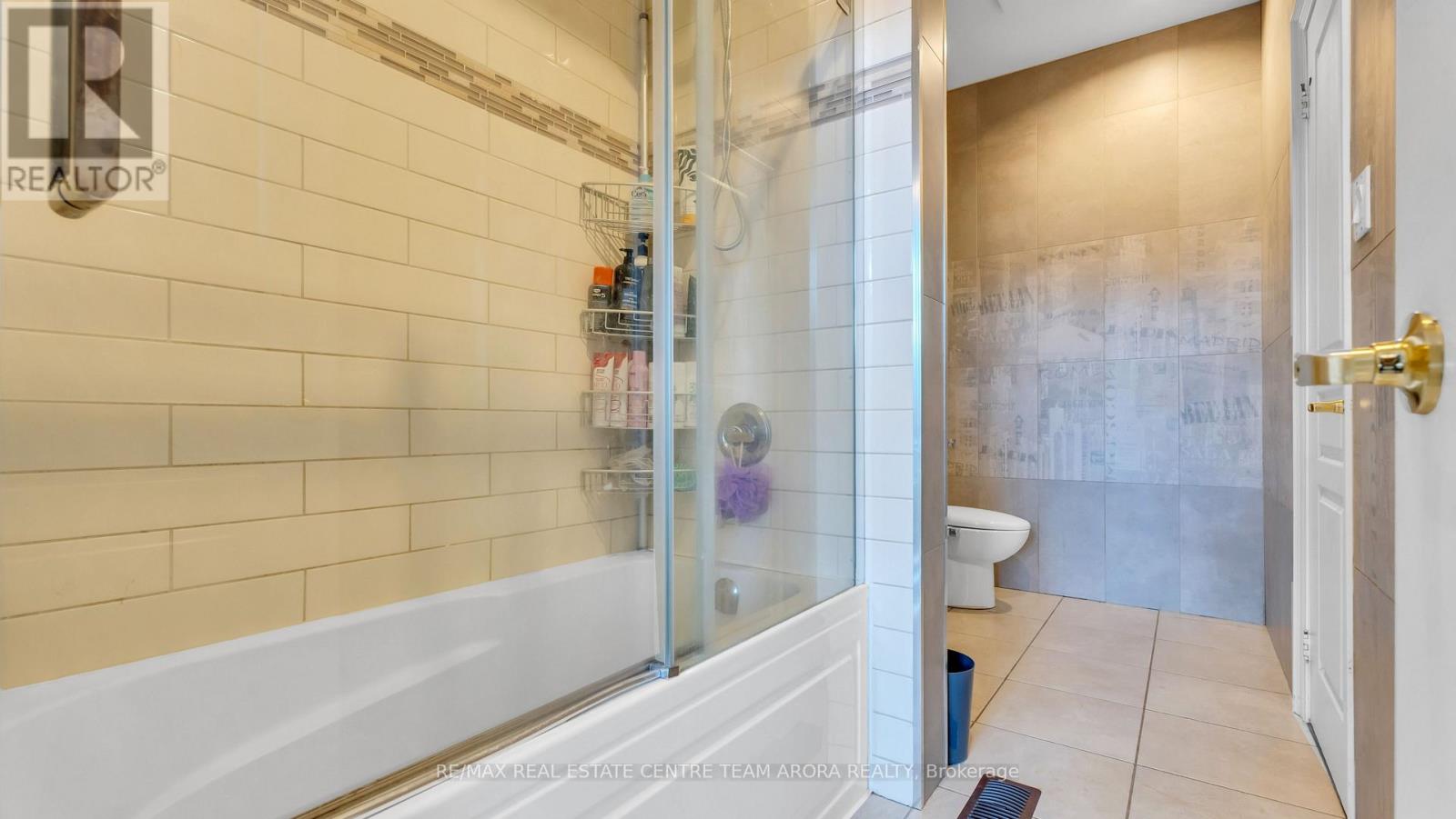 2 Berkwood Hollow, Brampton, Ontario  L6Y 0G8 - Photo 33 - W12502352