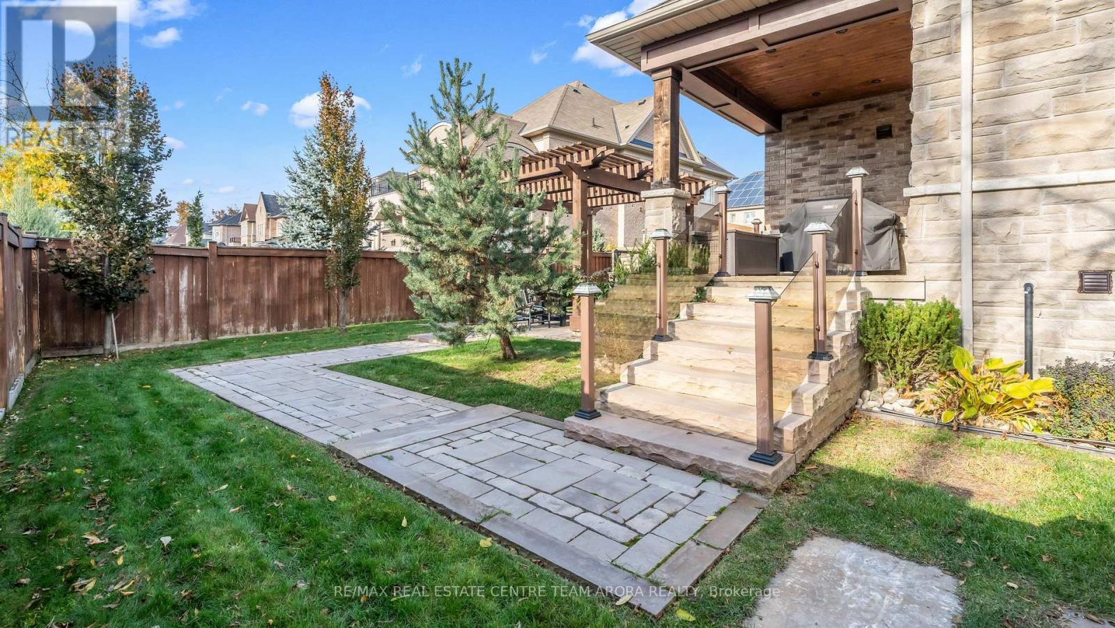 2 Berkwood Hollow, Brampton, Ontario  L6Y 0G8 - Photo 42 - W12502352