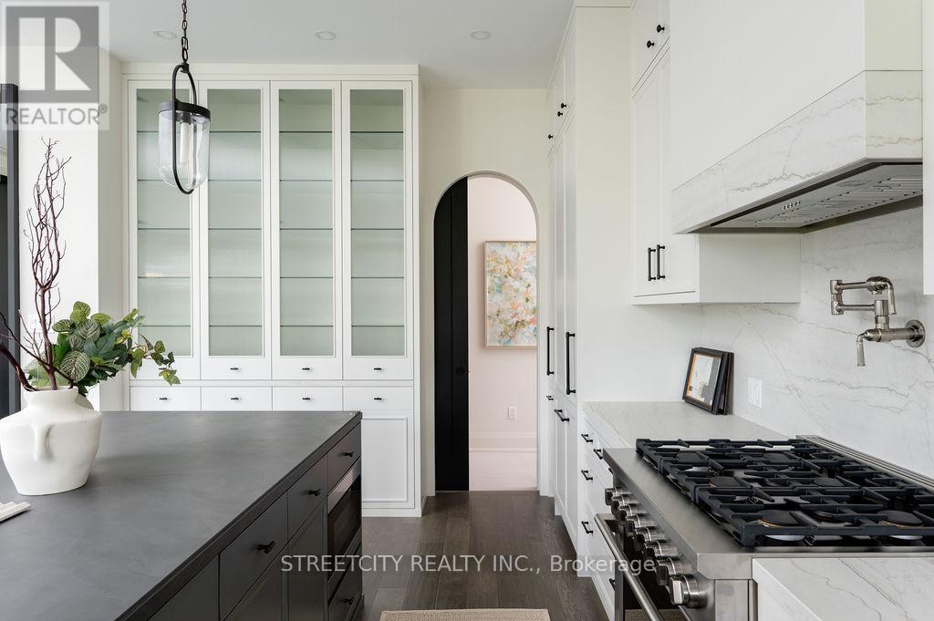 326 Manhattan Drive, London South, Ontario  N6K 4M7 - Photo 15 - X12513026