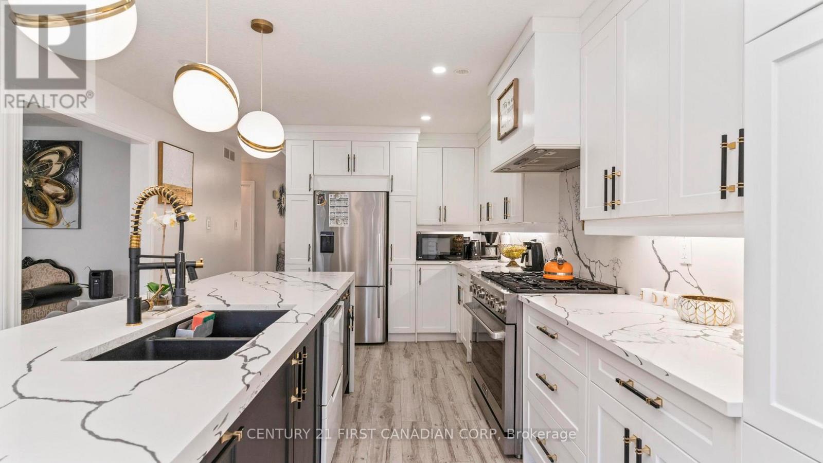 35 Hummingbird Crescent, London South, Ontario  N6J 4M3 - Photo 14 - X12513154