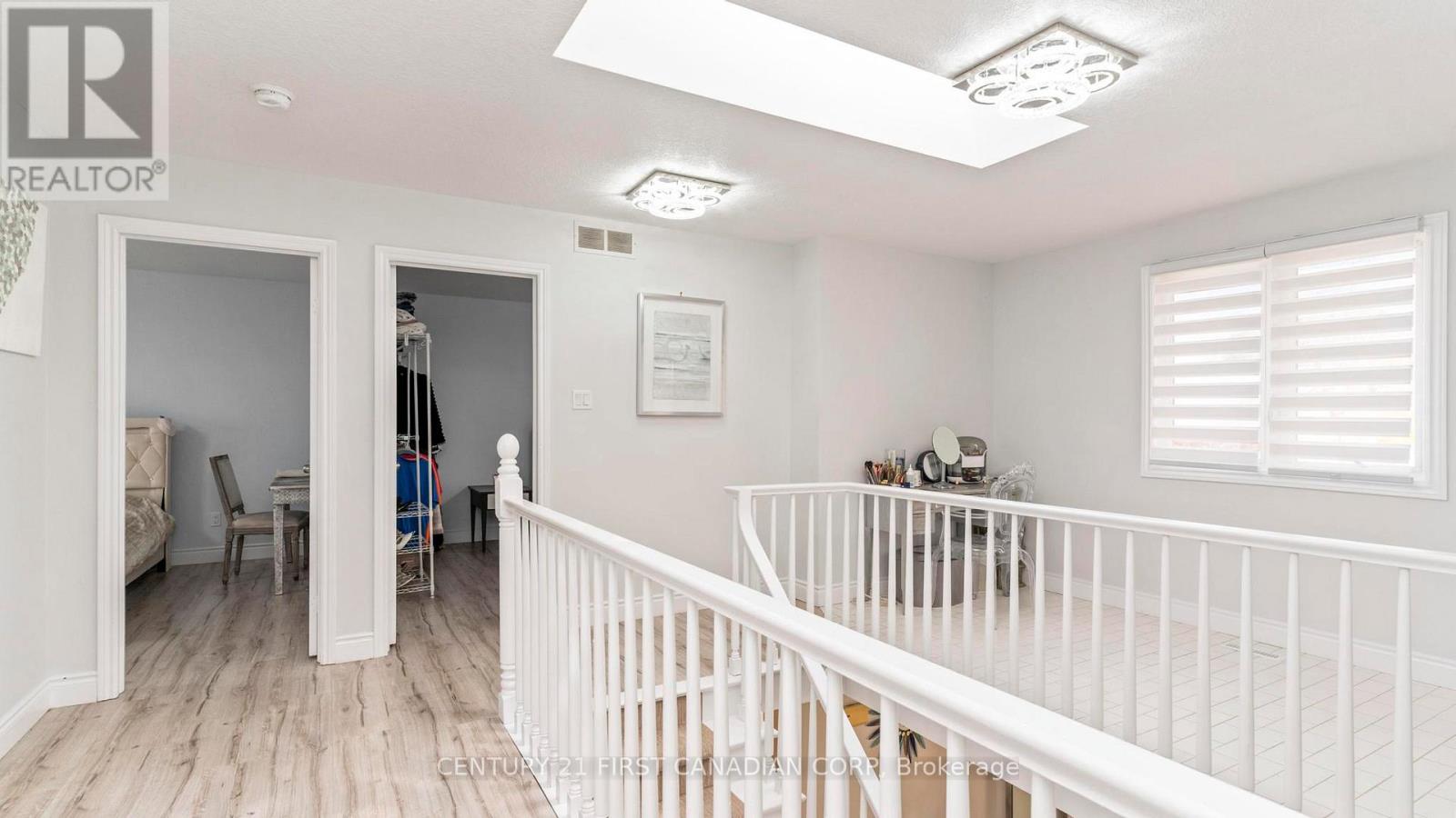 35 Hummingbird Crescent, London South, Ontario  N6J 4M3 - Photo 23 - X12513154