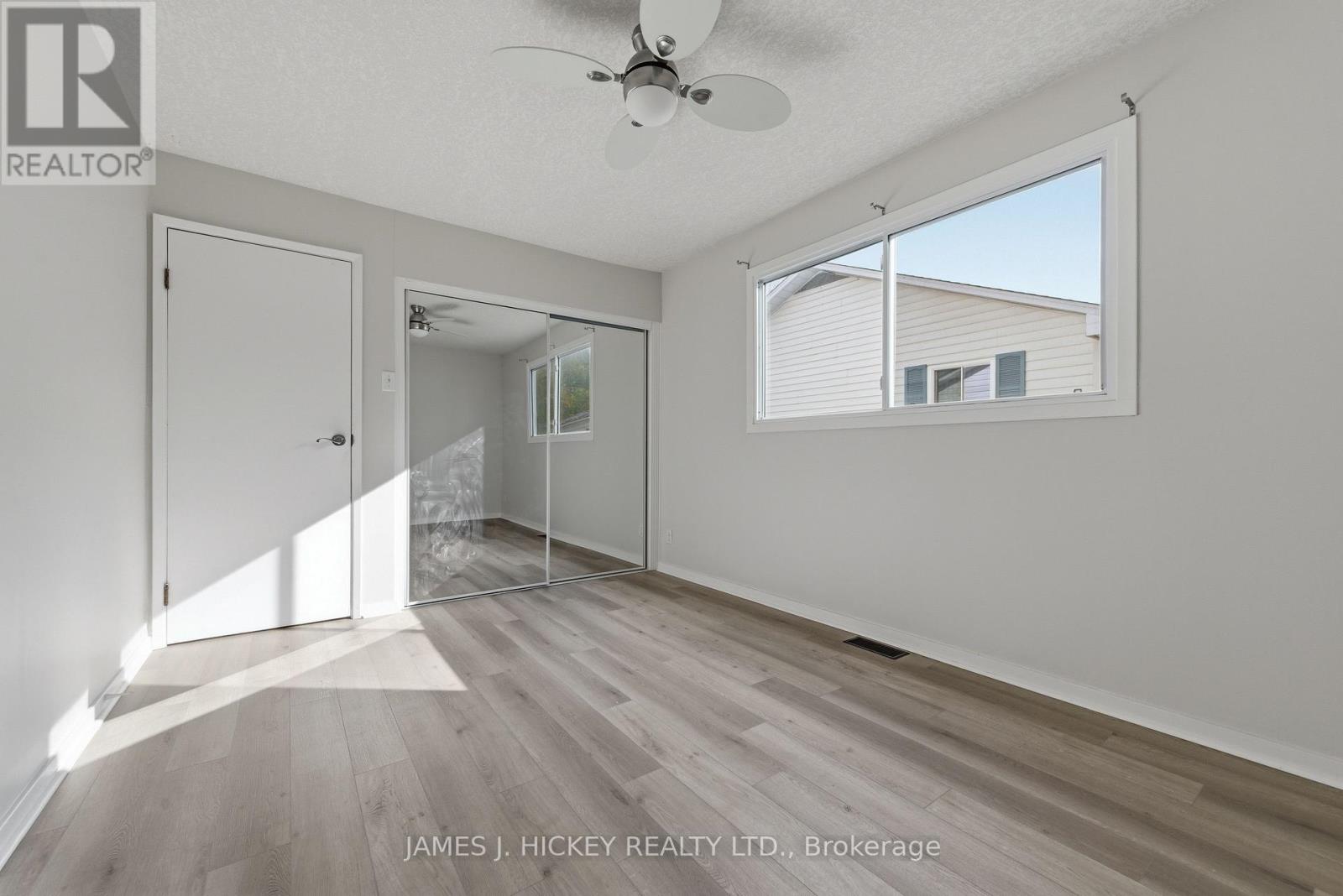 56 Beach Avenue, Deep River, Ontario K0J 1P0 - Photo 18 - X12513076