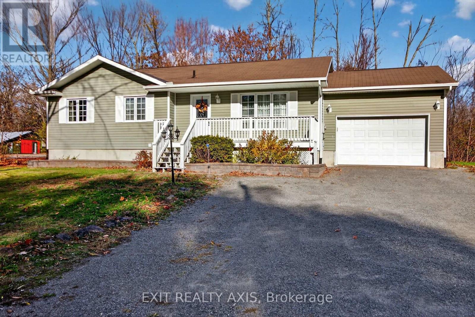 5 BAY STREET S, Rideau Lakes, Ontario