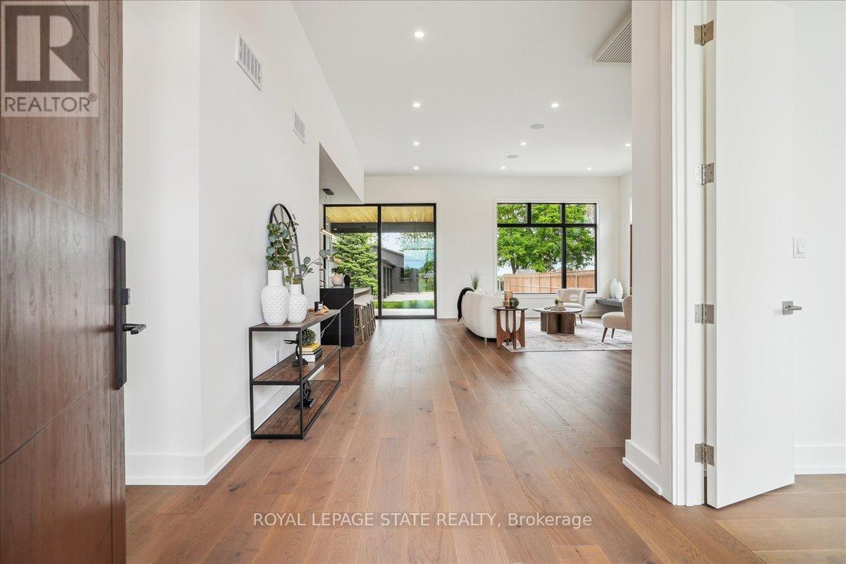 1613 G Lookout Street, Pelham, Ontario  L3E 0V2 - Photo 14 - X12512762