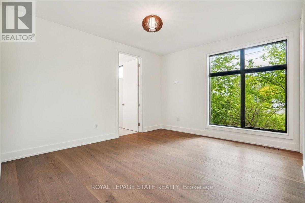 1613 G Lookout Street, Pelham, Ontario  L3E 0V2 - Photo 30 - X12512762