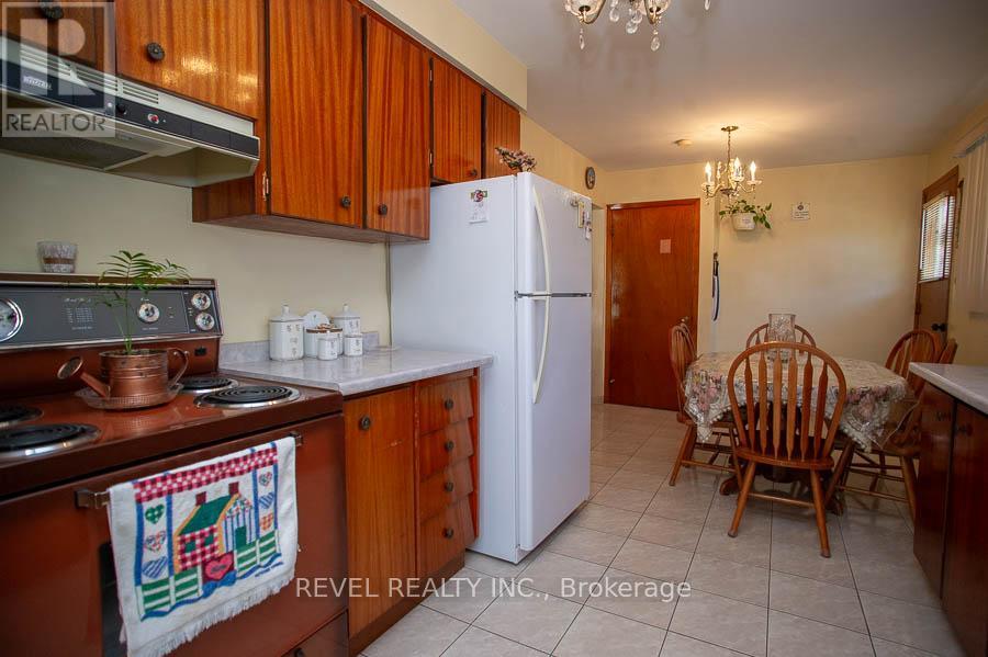 10 Linden Avenue, Brantford, Ontario  N3S 7E2 - Photo 9 - X12512850