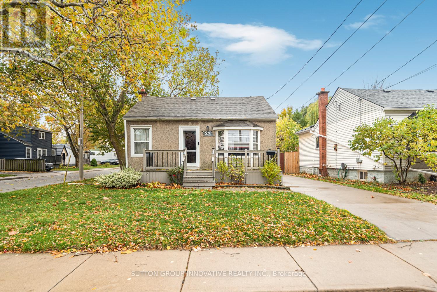 22 Mahony Avenue, Hamilton, Ontario  L8H 3C4 - Photo 3 - X12512874