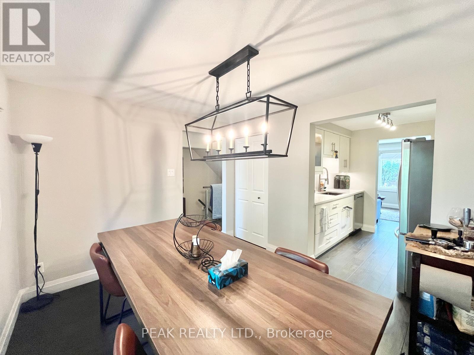 8 - 279 Sandowne Drive, Waterloo, Ontario  N2K 2C1 - Photo 9 - X12512992