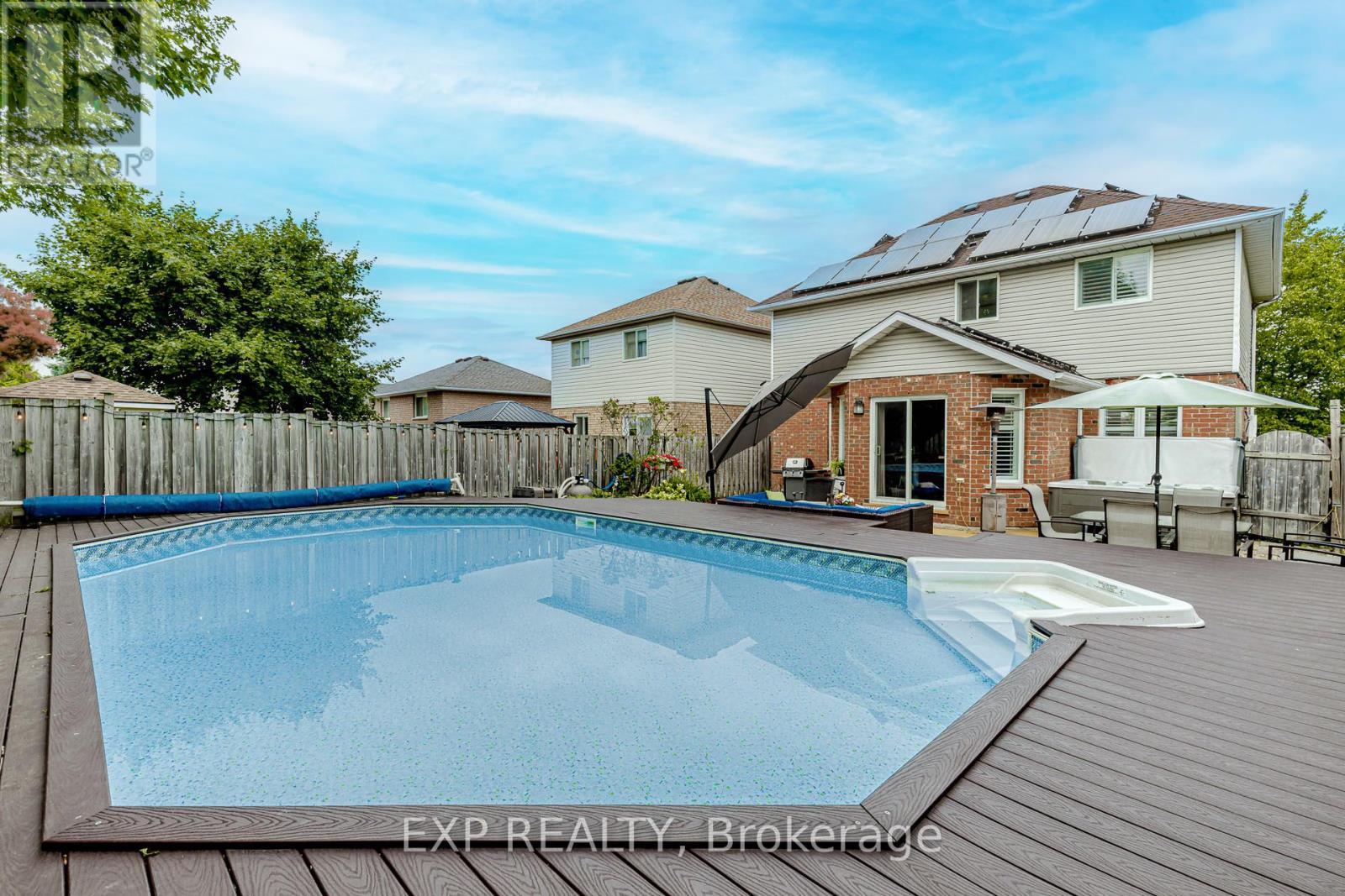 32 Vineberg Drive, Hamilton, Ontario  L9B 2P6 - Photo 44 - X12513010