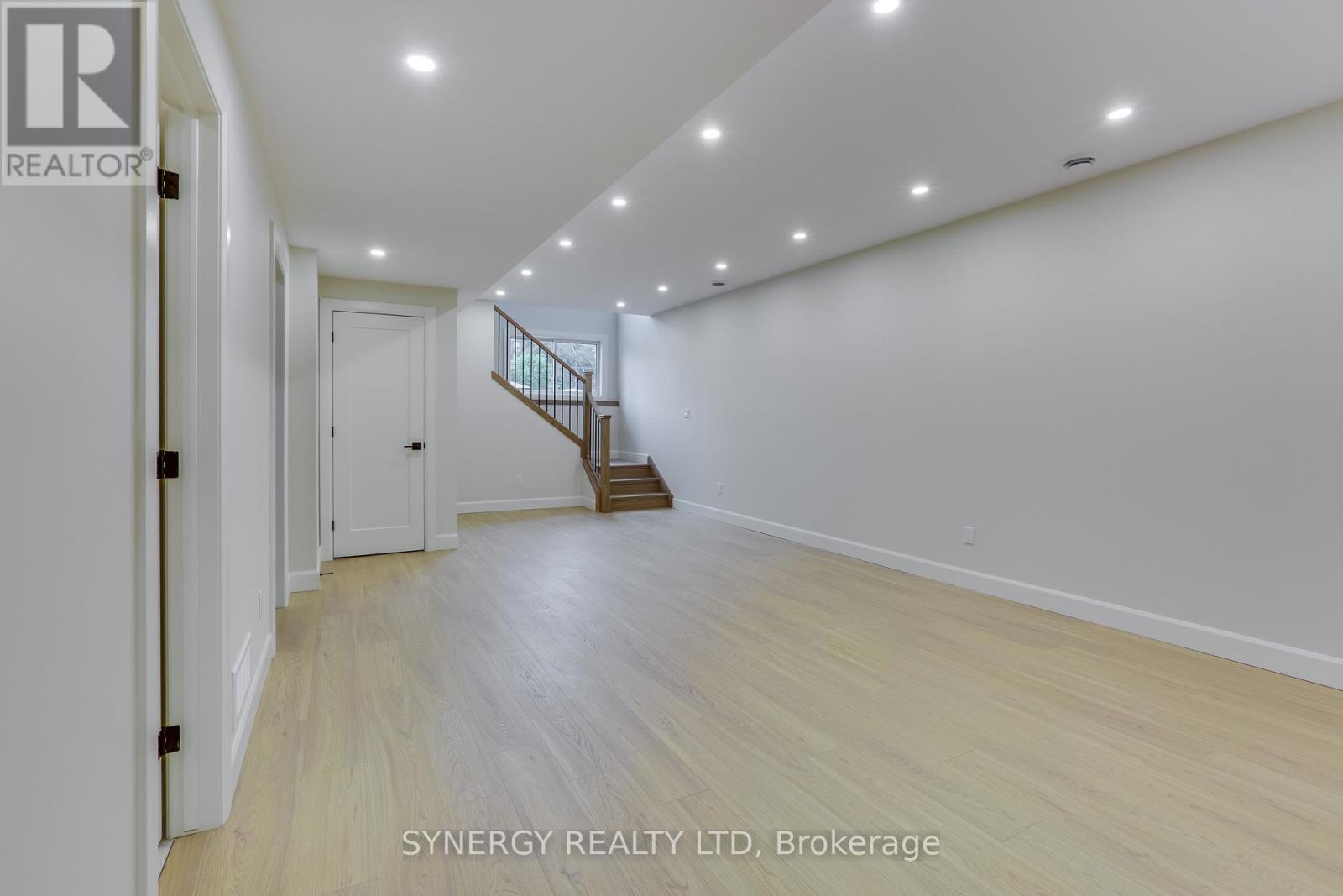 5 Haddon Lane, Strathroy-Caradoc, Ontario N7G 0B9 - Photo 21 - X12322889