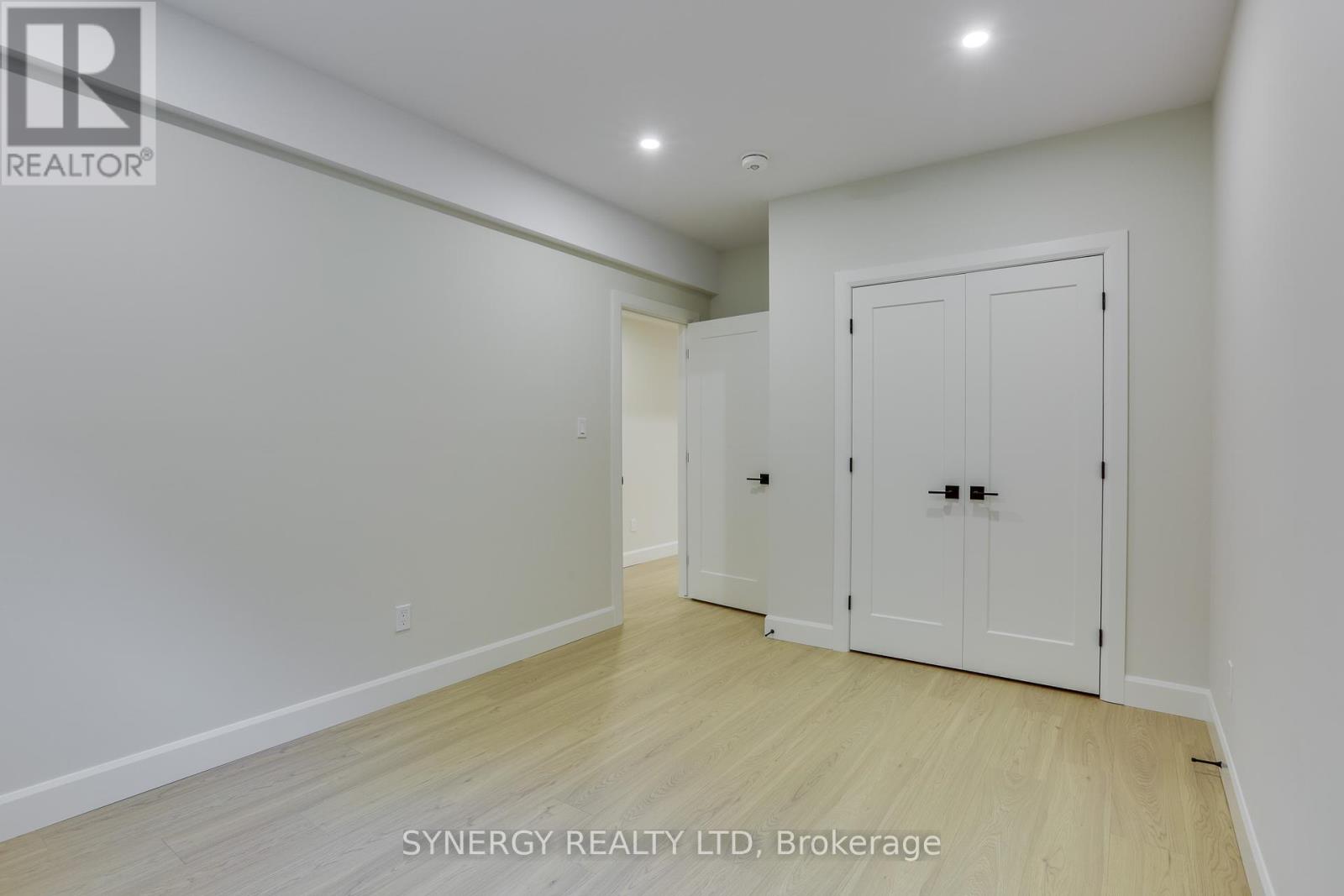 5 Haddon Lane, Strathroy-Caradoc, Ontario N7G 0B9 - Photo 28 - X12322889