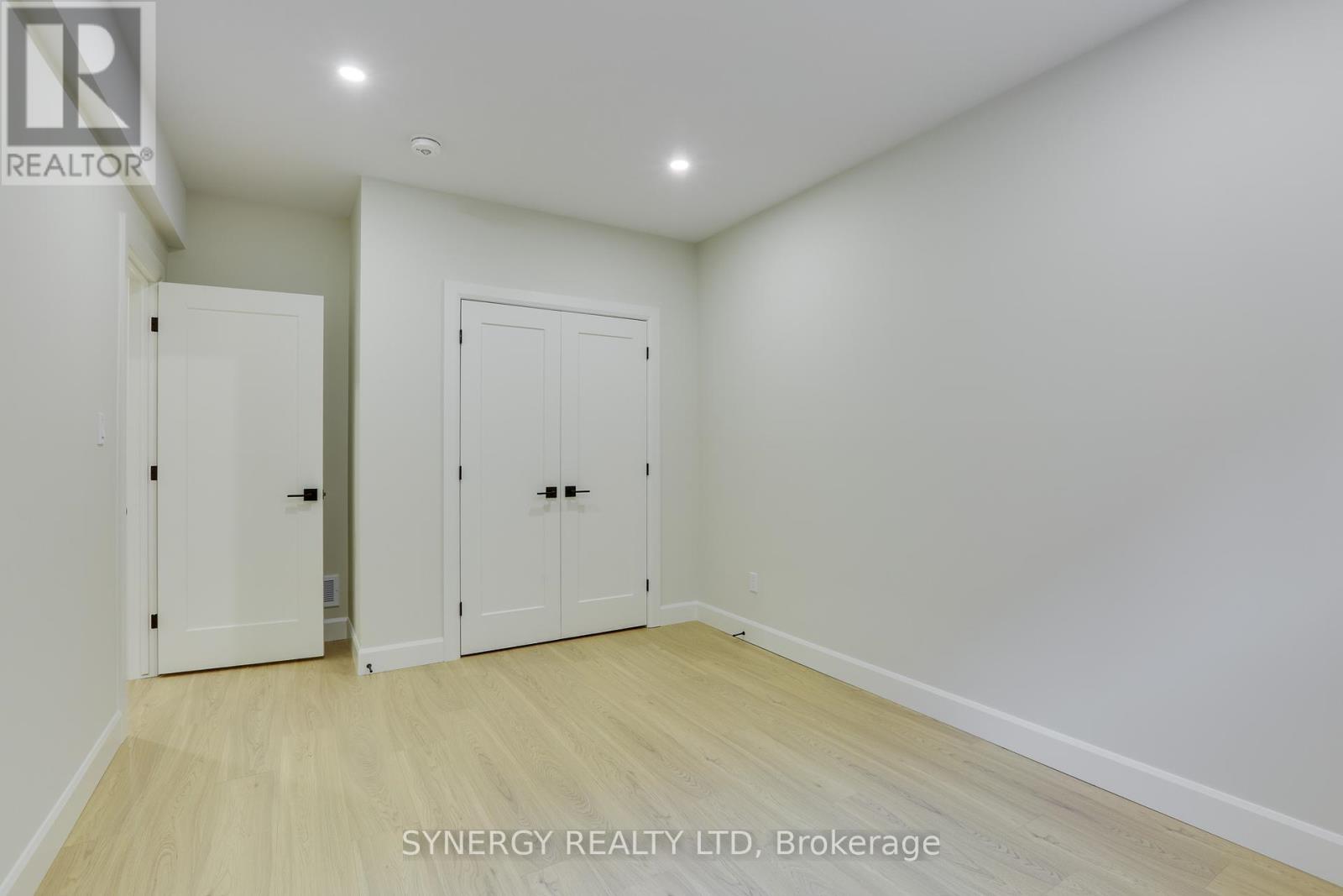 5 Haddon Lane, Strathroy-Caradoc, Ontario N7G 0B9 - Photo 27 - X12322889