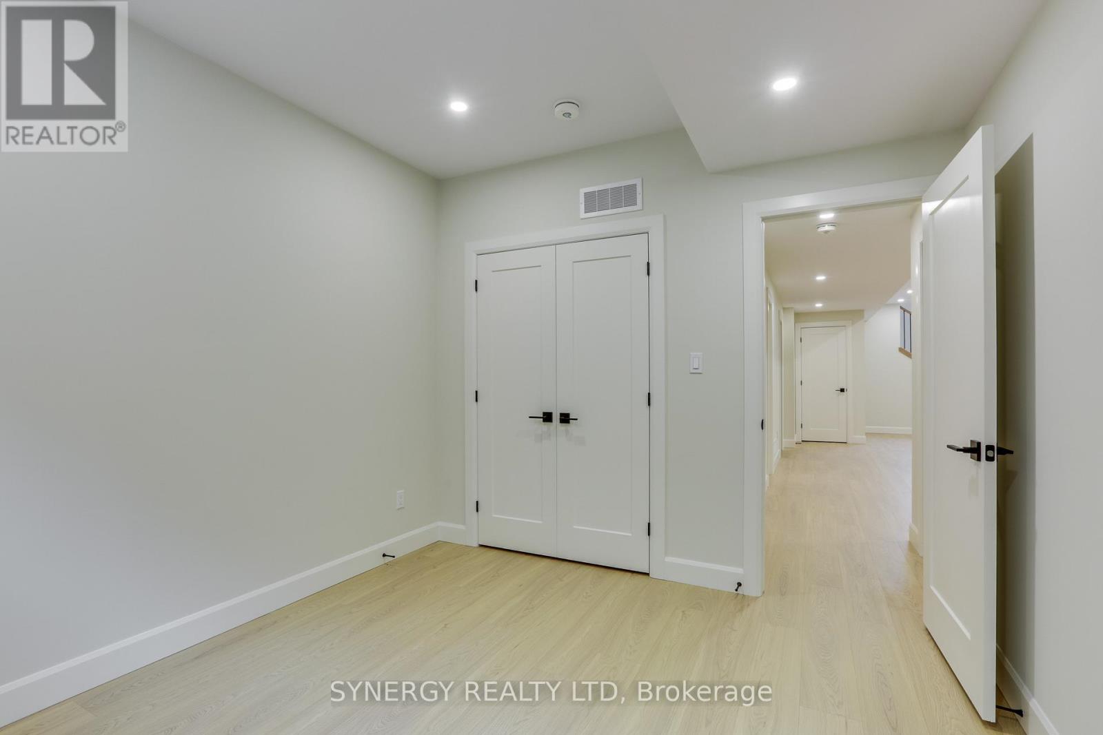 5 Haddon Lane, Strathroy-Caradoc, Ontario N7G 0B9 - Photo 31 - X12322889