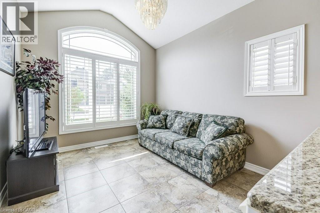 33 Lockman Drive, Ancaster, Ontario  L9K 0B9 - Photo 5 - 40785853