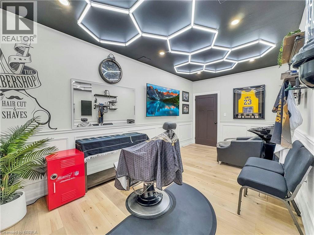 16 Westlake Boulevard, Brantford, Ontario  N3T 5L6 - Photo 37 - 40699226