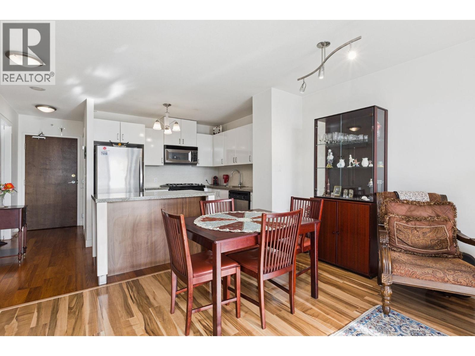 810 175 W 1st Street, North Vancouver, British Columbia  V7M 3N9 - Photo 8 - R3062342