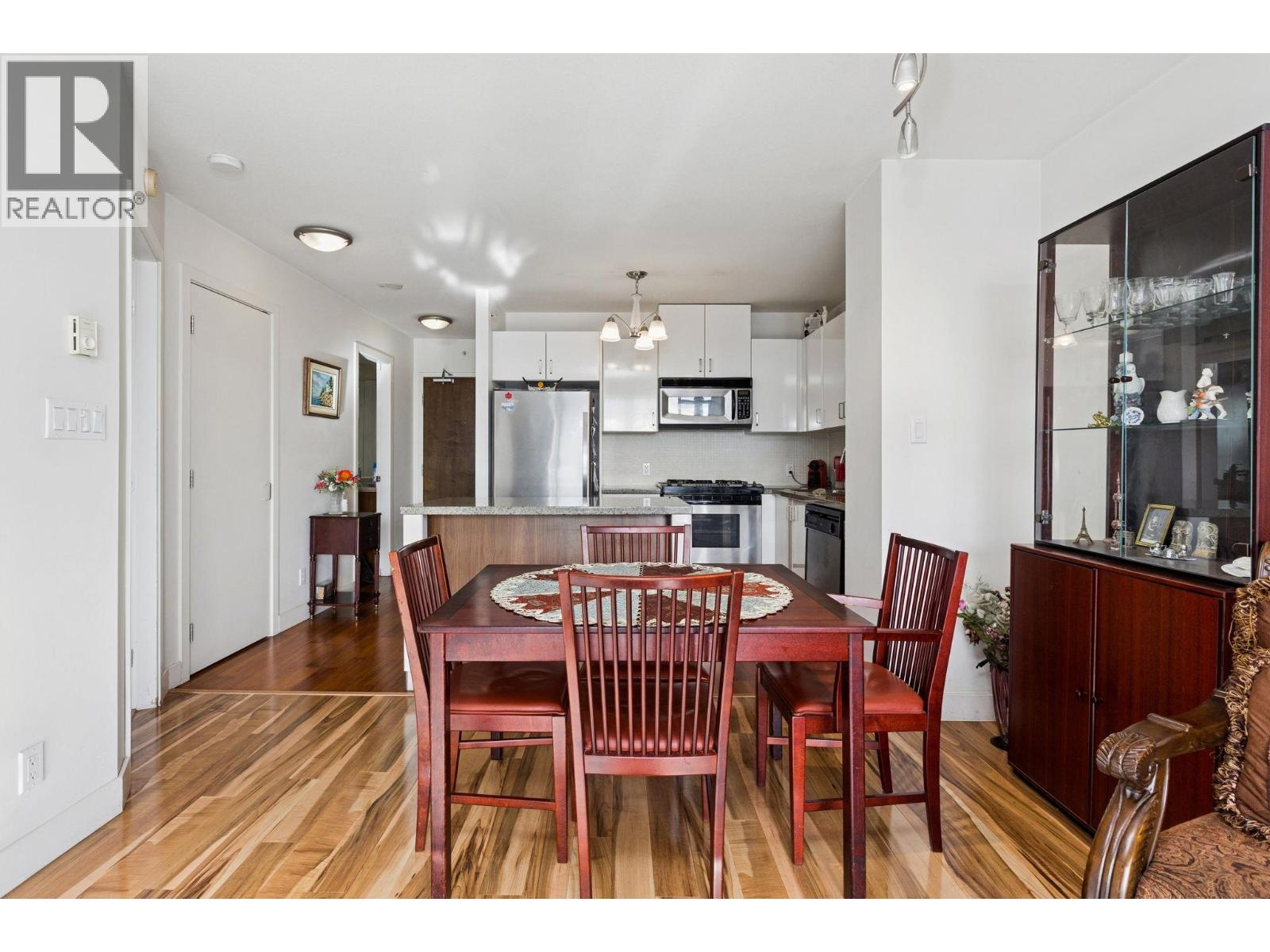 810 175 W 1st Street, North Vancouver, British Columbia  V7M 3N9 - Photo 9 - R3062342