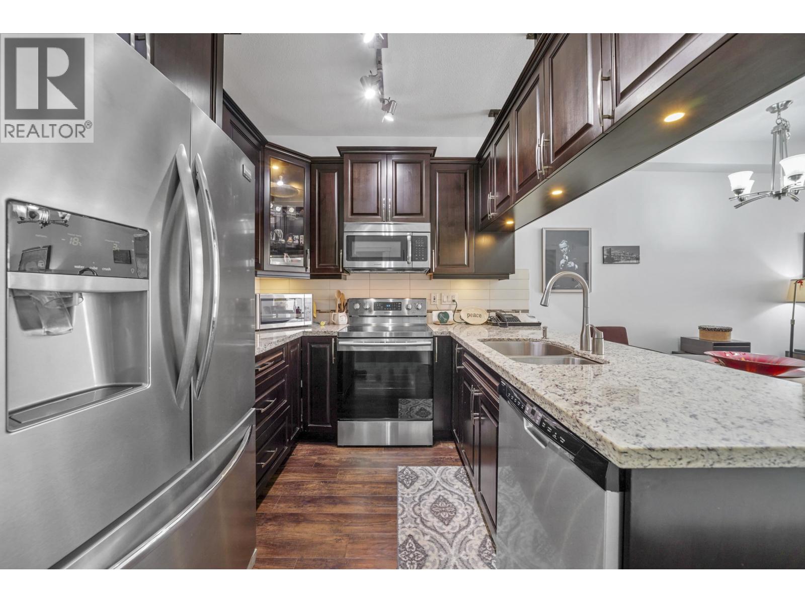 111 12635 190a Street, Pitt Meadows, British Columbia  V3Y 0E8 - Photo 4 - R3064999