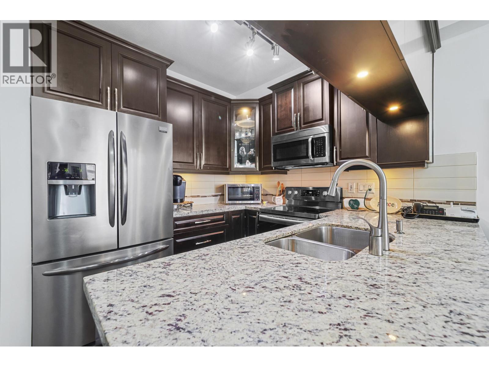 111 12635 190a Street, Pitt Meadows, British Columbia  V3Y 0E8 - Photo 8 - R3064999