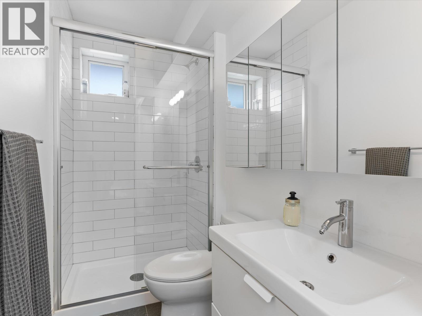 2286 E 33rd Avenue, Vancouver, British Columbia  V5N 3G1 - Photo 25 - R3065001