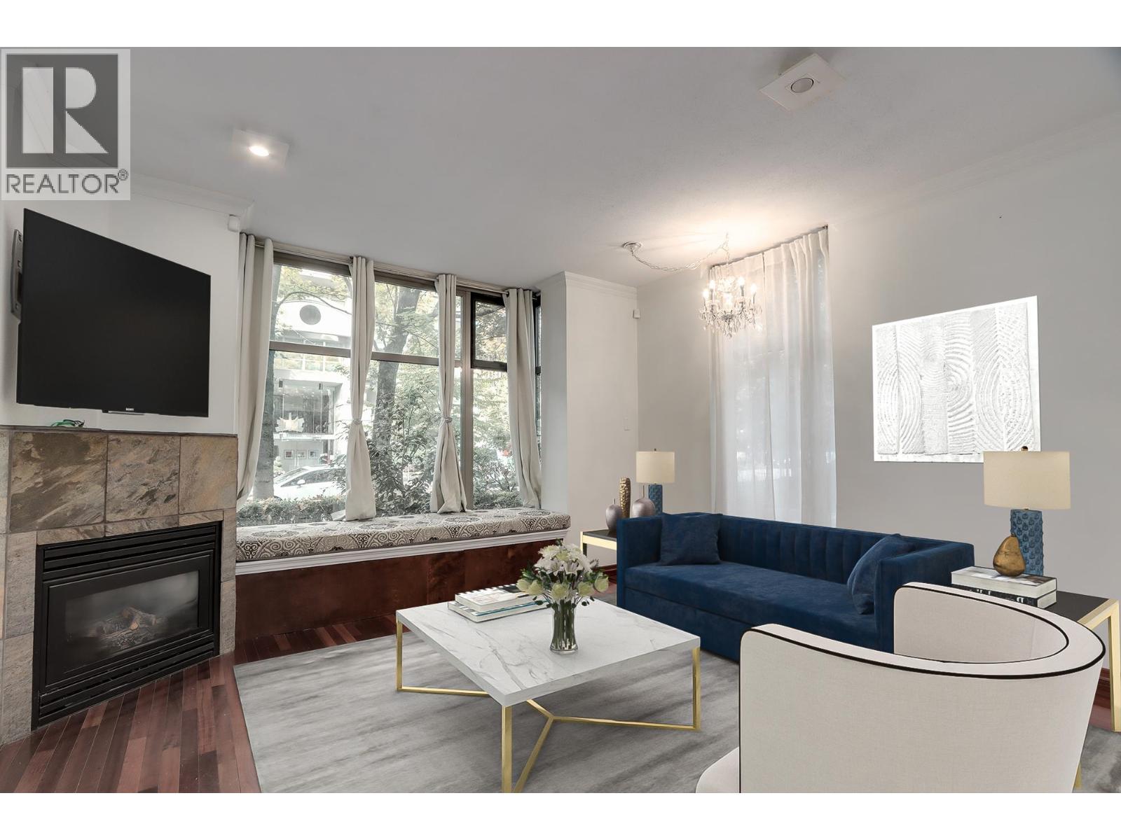 936 RICHARDS STREET, Vancouver, British Columbia