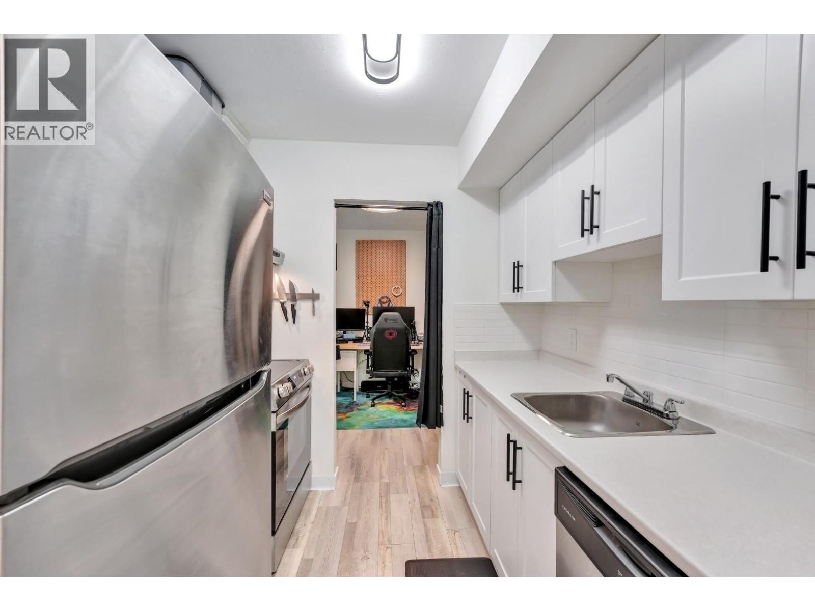 316 8900 Citation Drive, Richmond, British Columbia  V6Y 3A3 - Photo 3 - R3065018