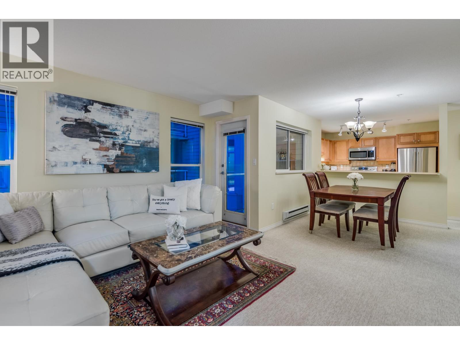 317 2929 W 4TH AVENUE, Vancouver, British Columbia