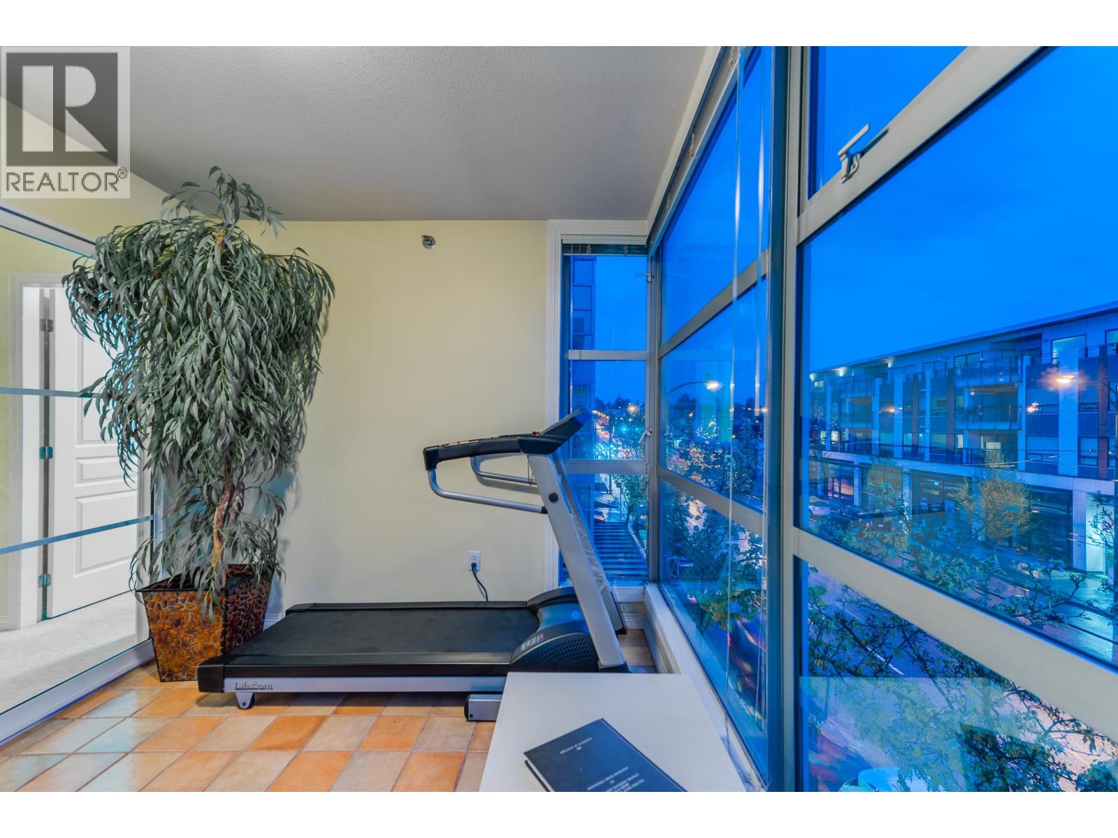 317 2929 W 4th Avenue, Vancouver, British Columbia  V6K 4T3 - Photo 12 - R3065021