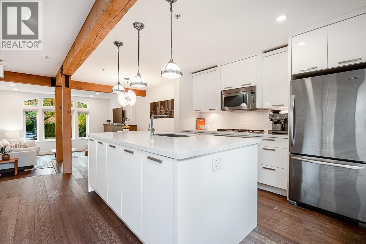 1915 Templeton Drive, Vancouver, British Columbia  V5N 4V9 - Photo 14 - R3065026