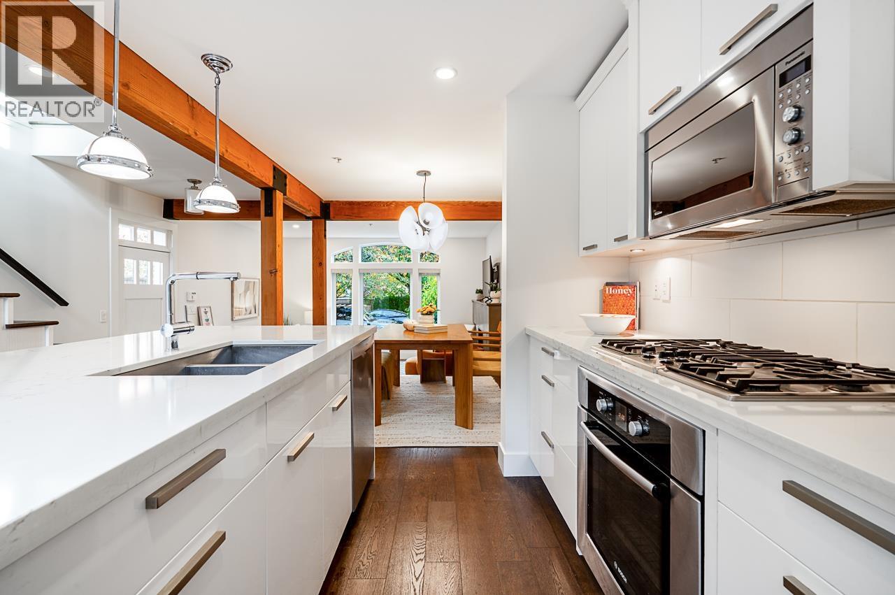 1915 Templeton Drive, Vancouver, British Columbia  V5N 4V9 - Photo 15 - R3065026