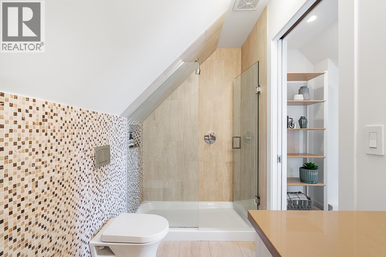 1915 Templeton Drive, Vancouver, British Columbia  V5N 4V9 - Photo 30 - R3065026