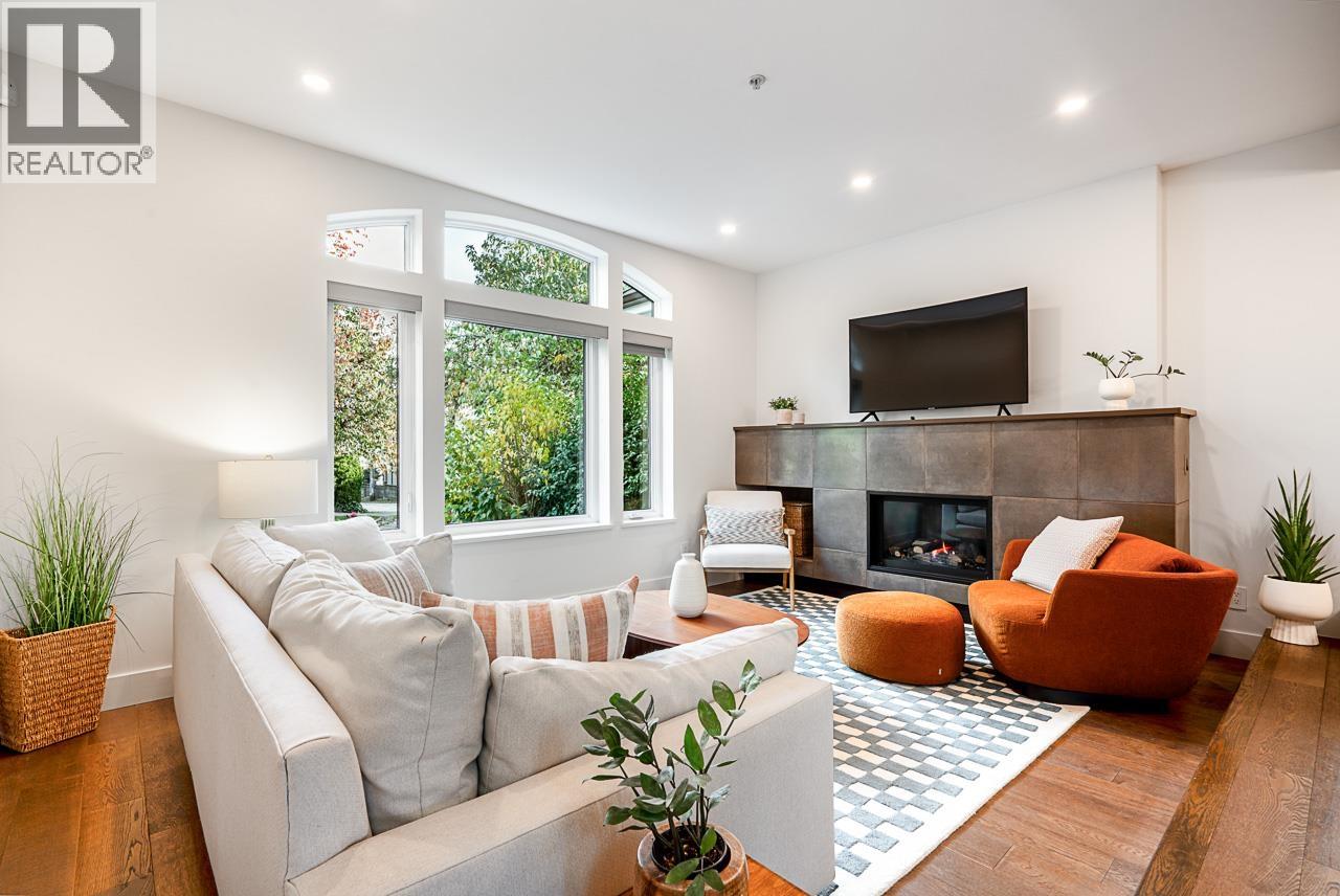 1915 Templeton Drive, Vancouver, British Columbia  V5N 4V9 - Photo 5 - R3065026