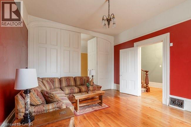 340 Dundas Street E, Hamilton, Ontario  L0R 2H0 - Photo 12 - 40709957