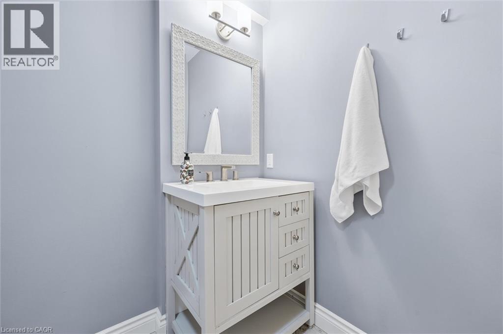 882-888 Fairway Road N, Kitchener, Ontario  N2A 0C2 - Photo 26 - 40785211