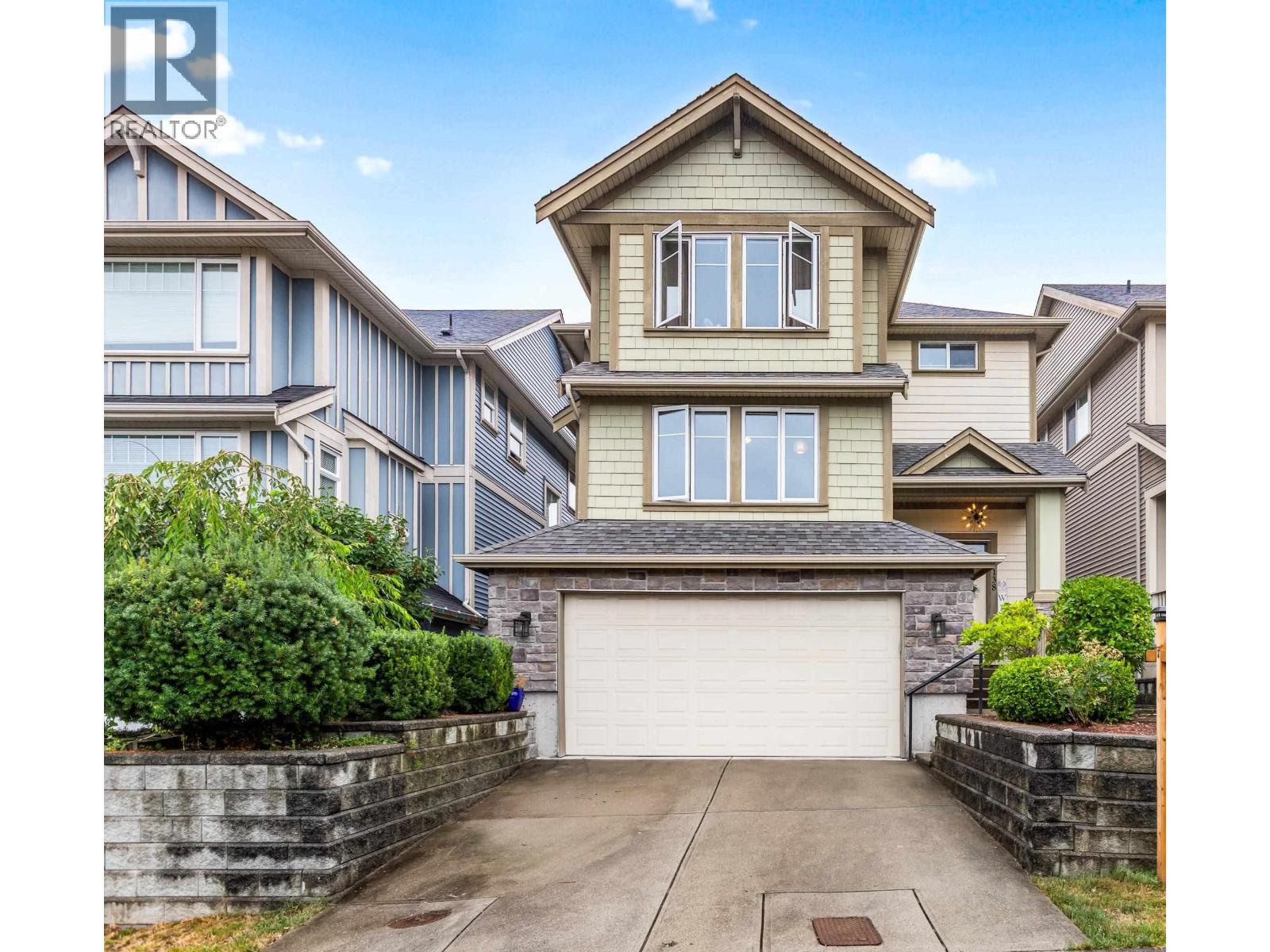 10138 241a Street, Maple Ridge, British Columbia  V2W 0E6 - Photo 2 - R3039838