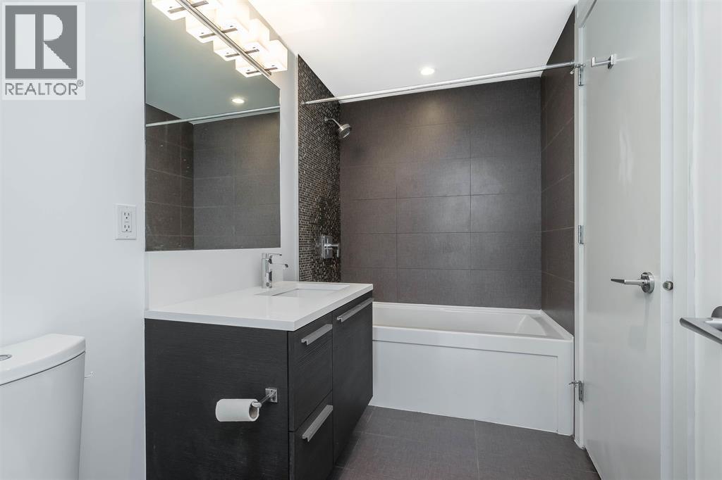 2803 2008 Rosser Avenue, Burnaby, British Columbia  V5C 0H8 - Photo 15 - R3065027