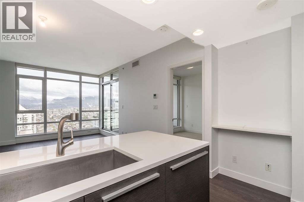 2803 2008 Rosser Avenue, Burnaby, British Columbia  V5C 0H8 - Photo 5 - R3065027