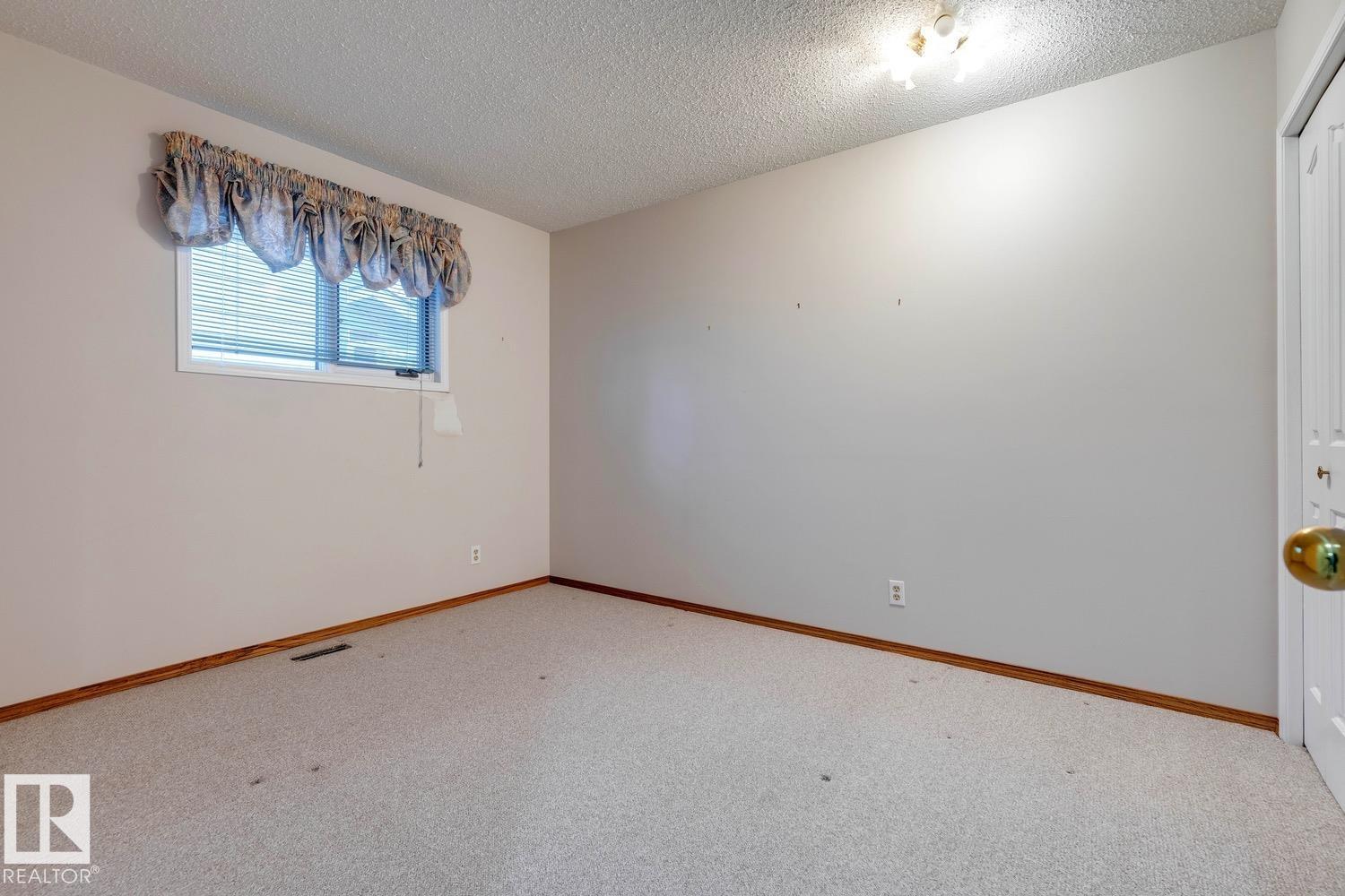 220 Heagle Cr Nw, Edmonton, Alberta  T6R 1V2 - Photo 22 - E4464793