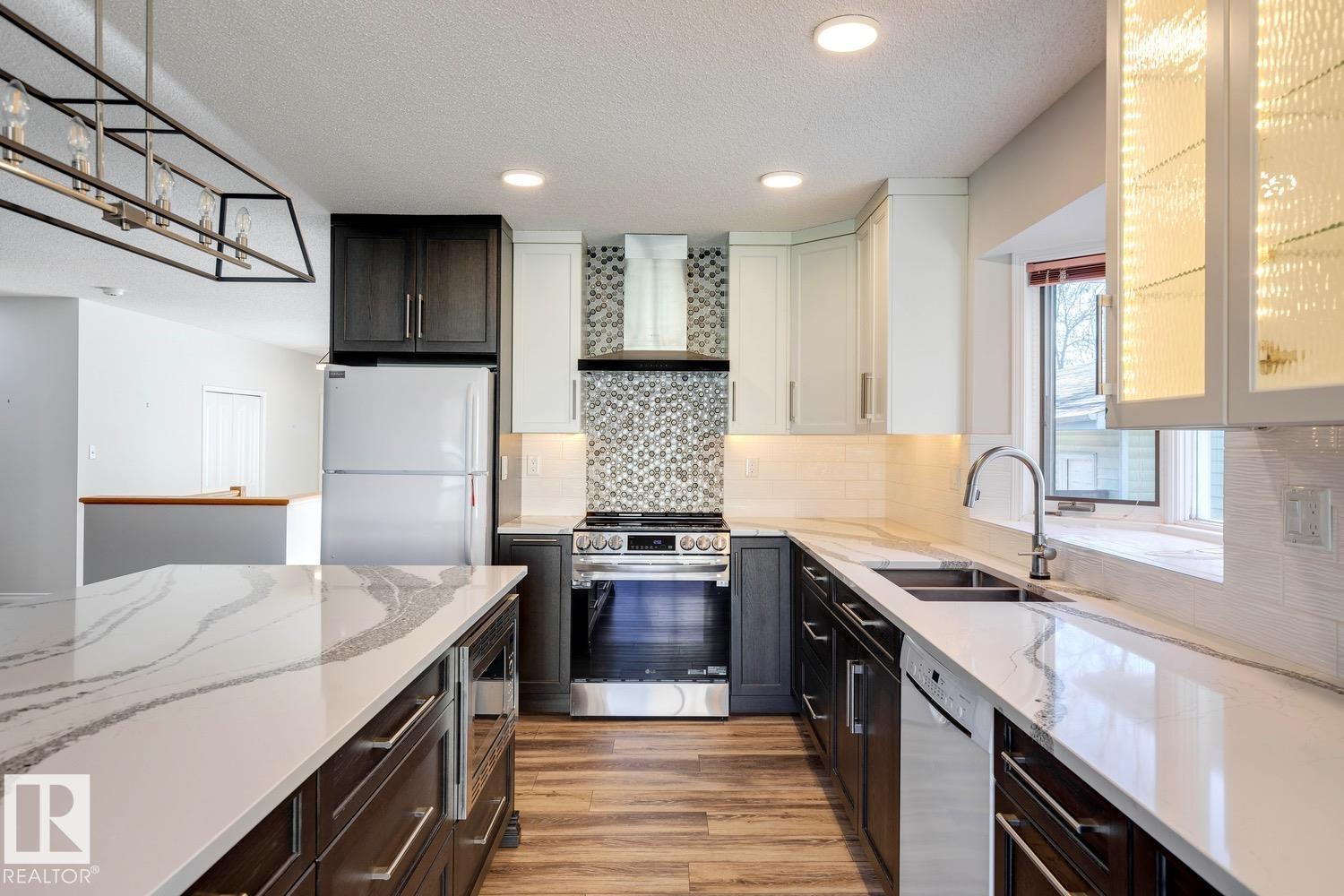 220 Heagle Cr Nw, Edmonton, Alberta  T6R 1V2 - Photo 5 - E4464793